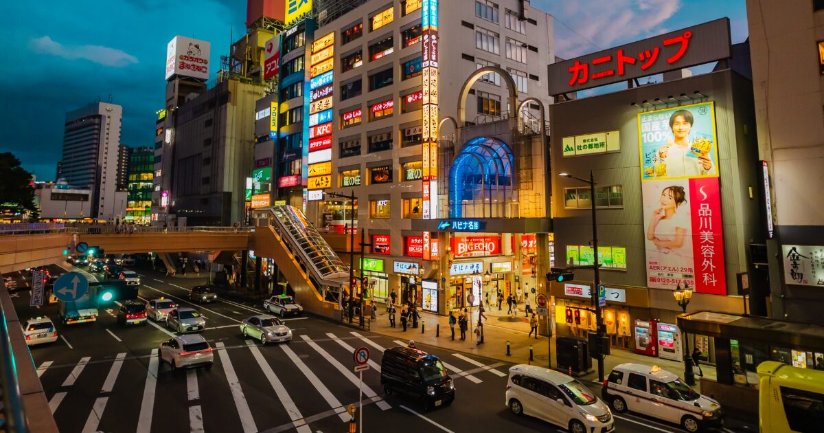 仙台駅前ハピナ名掛丁入口とネオンが輝く夜景